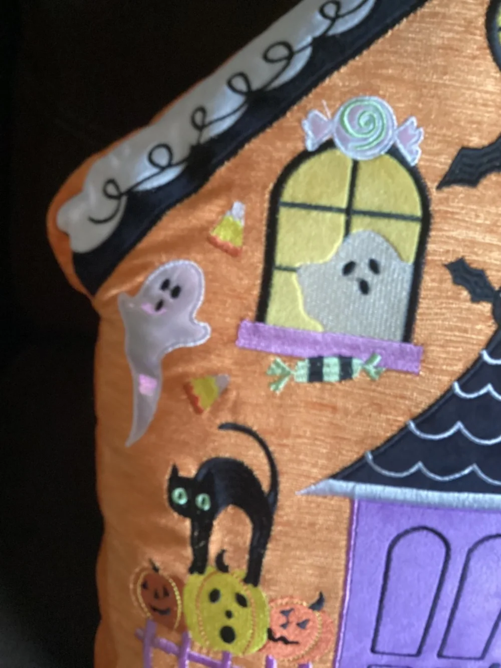 New Isaac Mizrahi Halloween Haunted House Decorative Pillow -17x18”